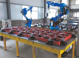 铝模板双机器人双工位自动焊接工作站